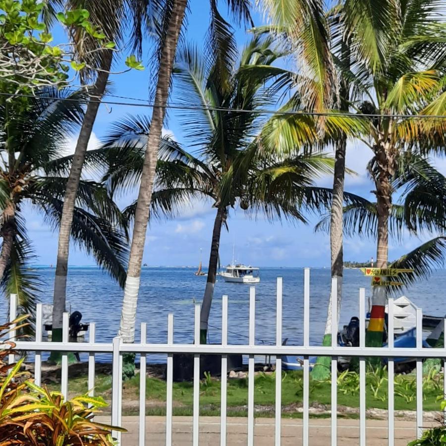 Posada Nativa Miss Nova San Andrés Exterior foto